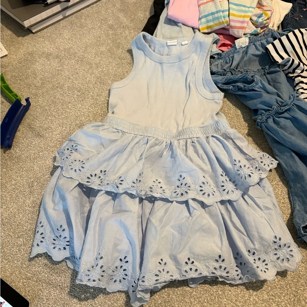 lot of girls size 8 - Picture 5 of 5